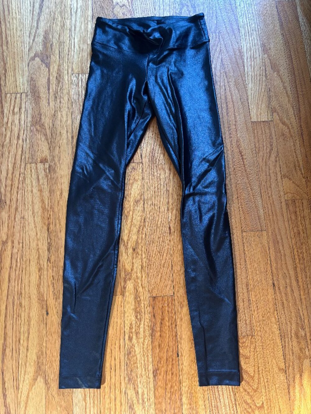 KORAL Shiny Black Leggings | Size XS | Sleek Sculpting Must-Have ✨